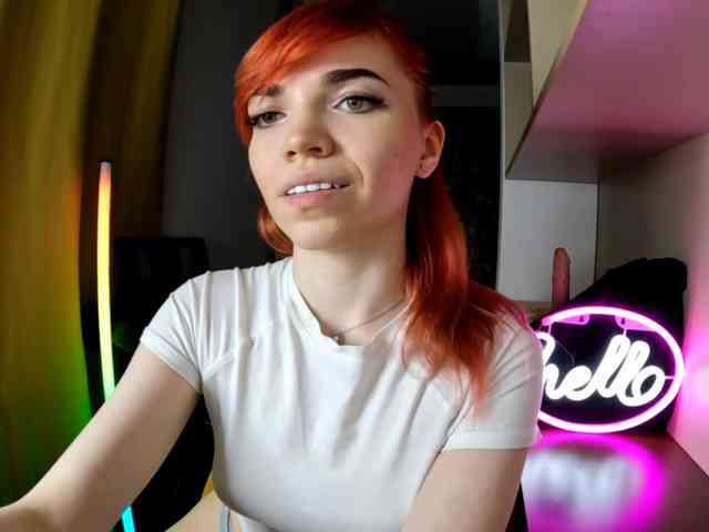 olivka-flower Live Webcam on BongaCams