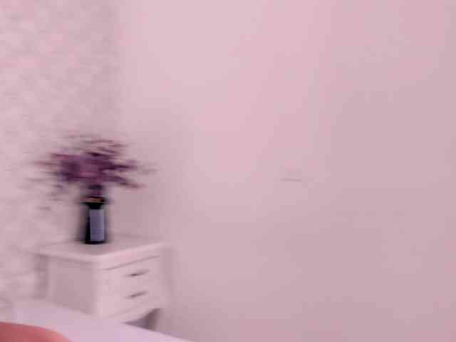 Scarlet-coleman webcam