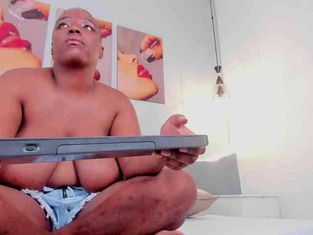 Scarlet-coleman webcam