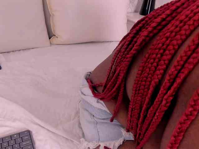 Scarlet-coleman webcam