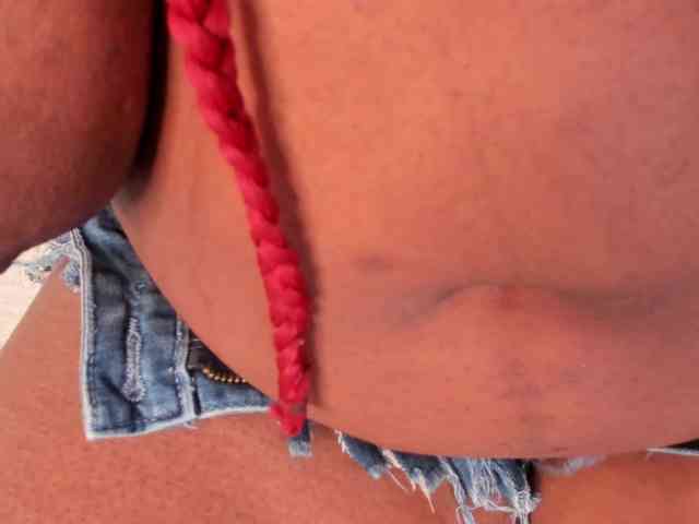 Scarlet-coleman webcam