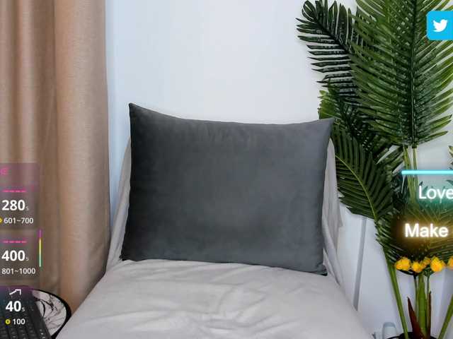 Eire-Spencer's BongaCams show and profile