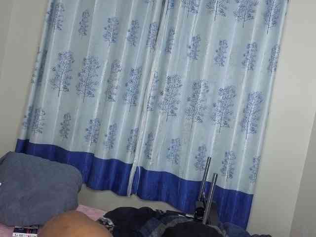 Creamysquirtera webcam