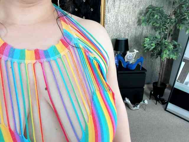 AnneMarieJones webcam