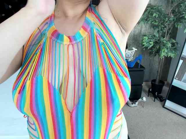 AnneMarieJones webcam