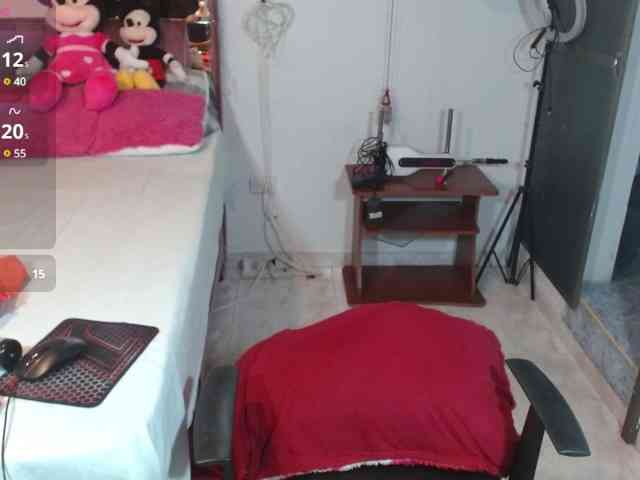 Karolcoott webcam