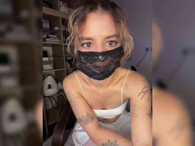 babegirl webcam