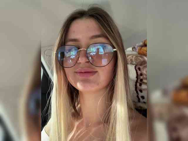 babegirl webcam