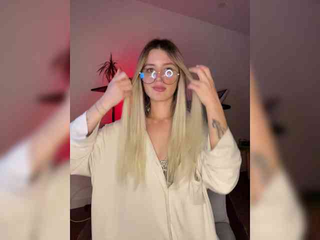 babegirl webcam