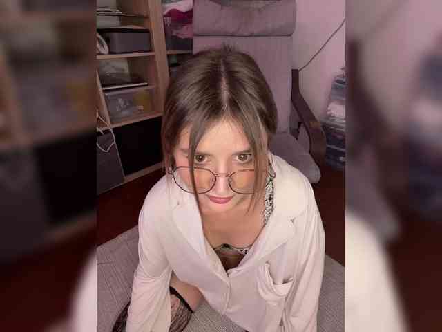 BabeGirl webcam