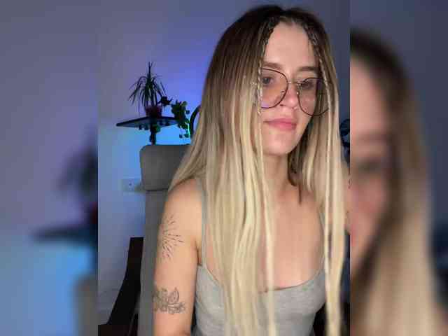 babegirl webcam