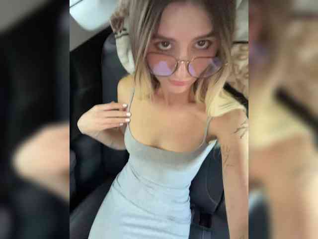 babegirl webcam
