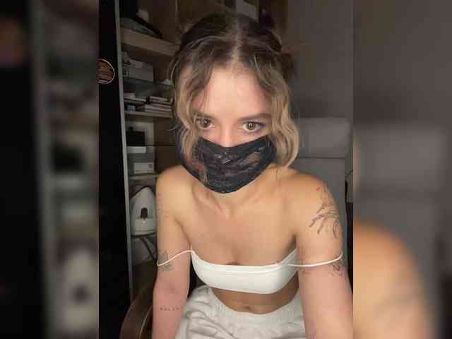babegirl webcam