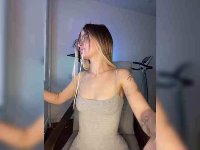 babegirl webcam