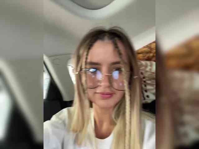 babegirl webcam