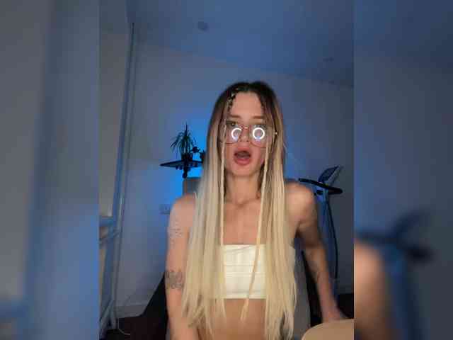 babegirl webcam