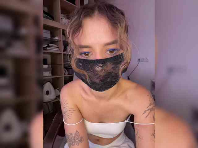 babegirl webcam