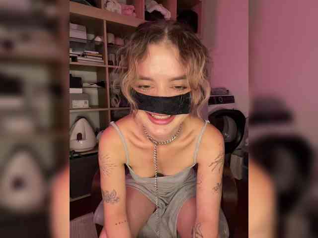 babegirl webcam