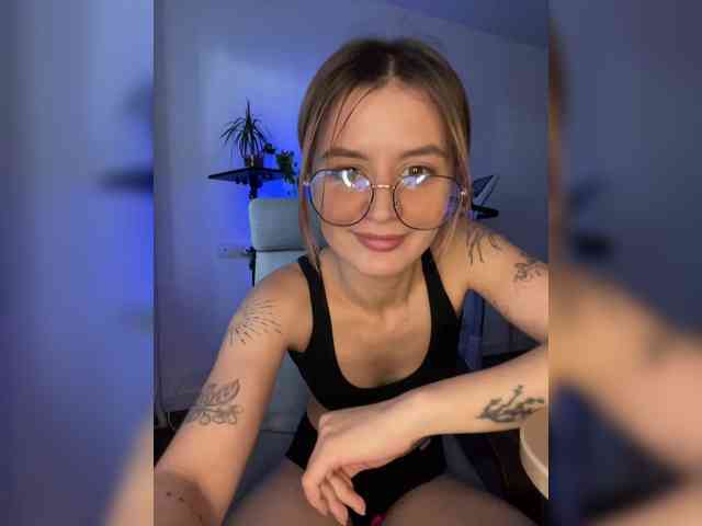 babegirl webcam