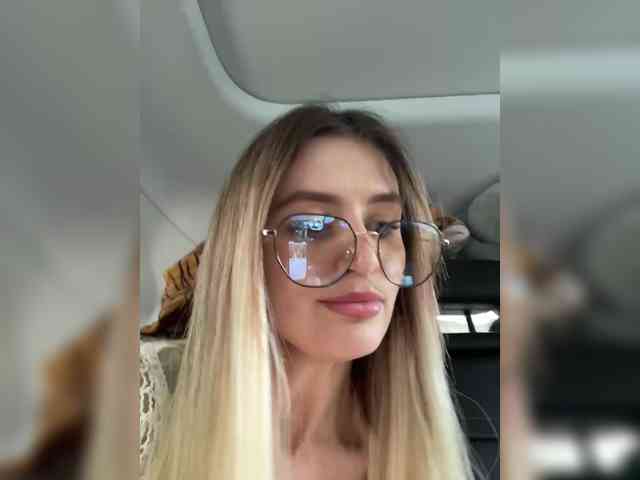 babegirl webcam