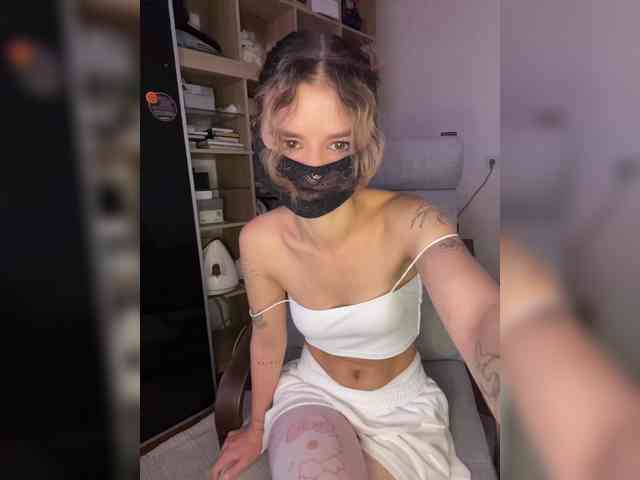 BabeGirl webcam