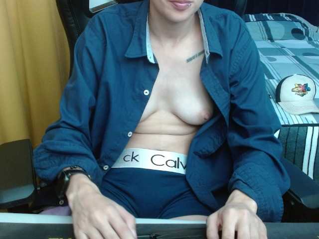 magicjadee's BongaCams show and profile