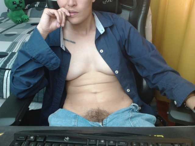 magicjadee's BongaCams show and profile