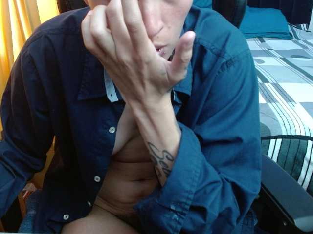 magicjadee's BongaCams show and profile