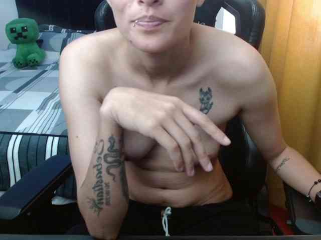 magicjadee Live Webcam on BongaCams