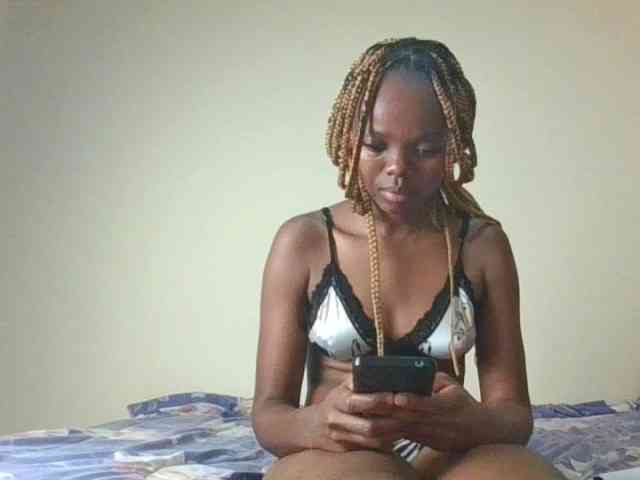 ScarletBluexo webcam