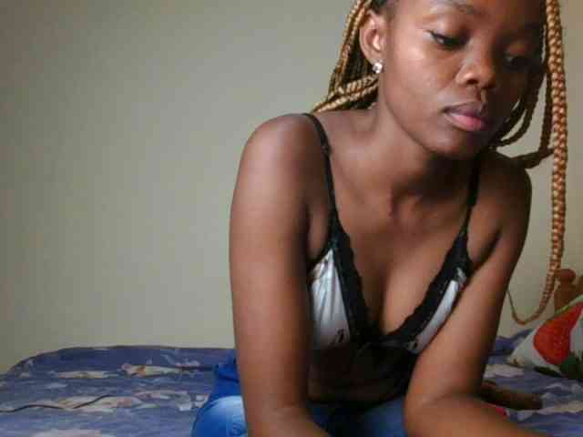 ScarletBluexo webcam