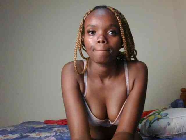 ScarletBluexo webcam