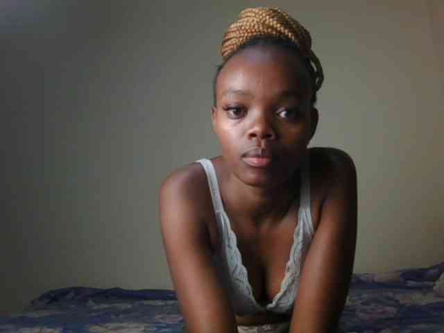 ScarletBluexo webcam