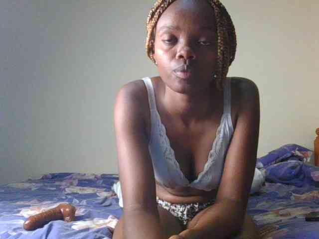 ScarletBluexo webcam