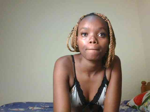ScarletBluexo webcam