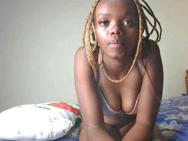ScarletBluexo webcam