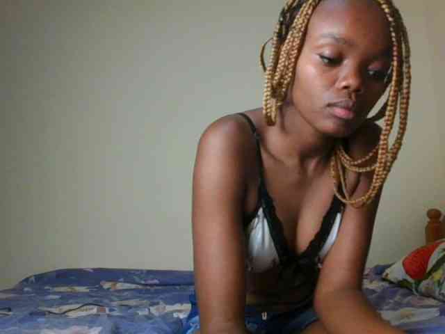 ScarletBluexo webcam