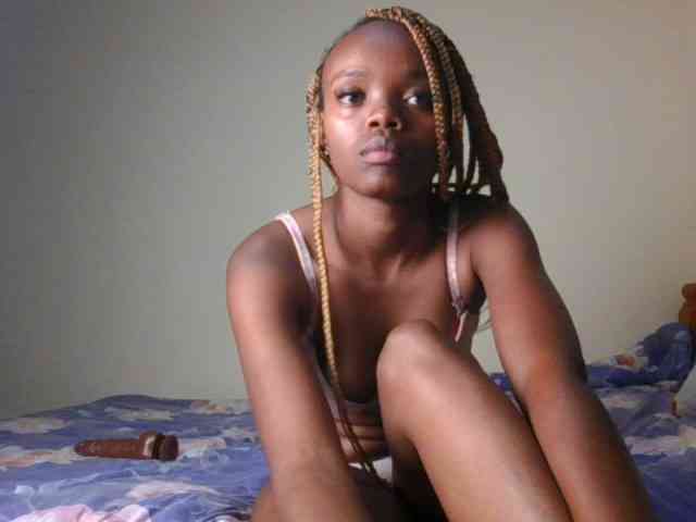 ScarletBluexo webcam