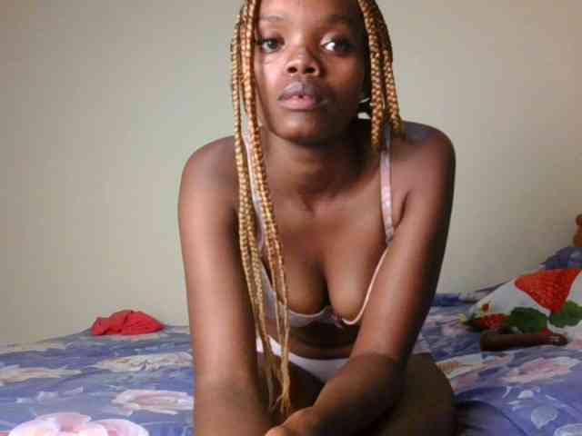 ScarletBluexo webcam