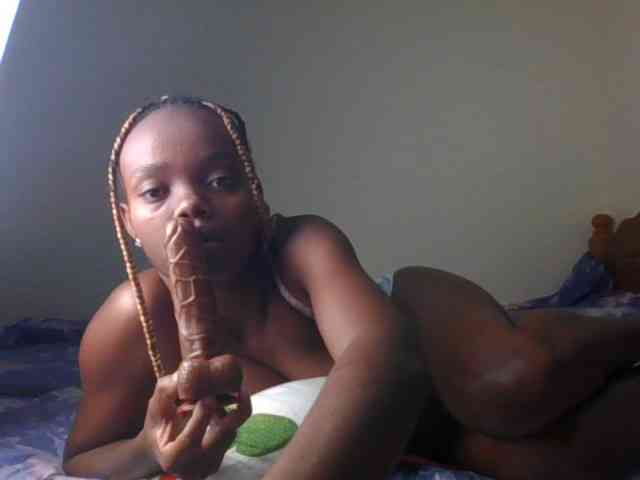 ScarletBluexo webcam