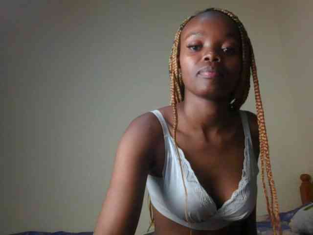 ScarletBluexo webcam