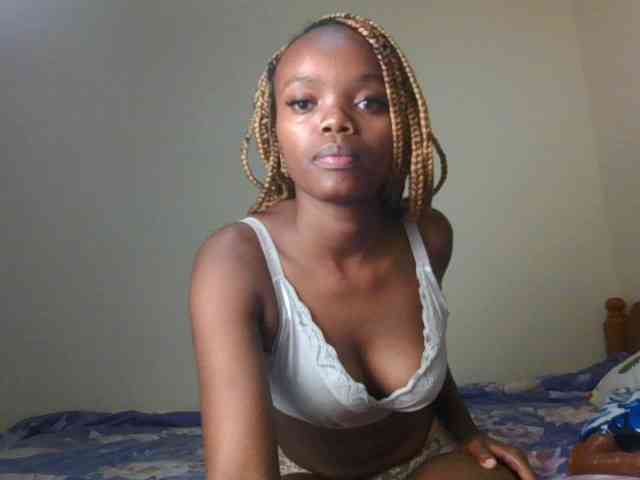 ScarletBluexo webcam