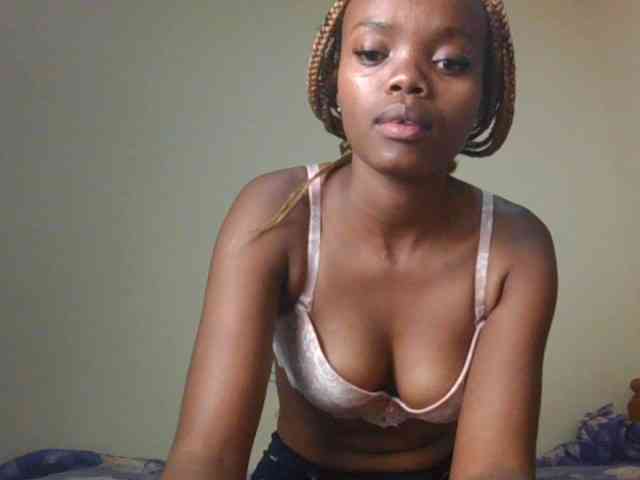 ScarletBluexo webcam