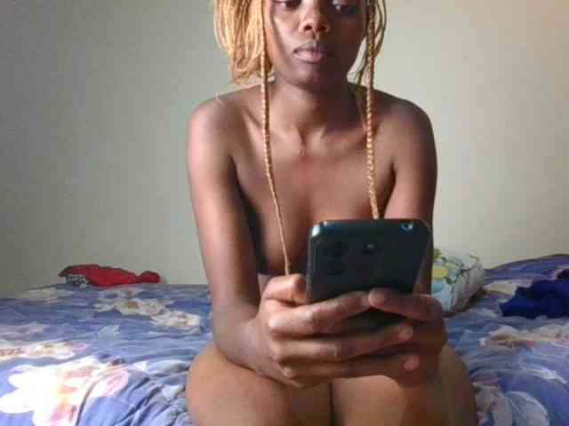 ScarletBluexo webcam
