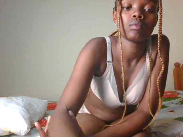 ScarletBluexo webcam