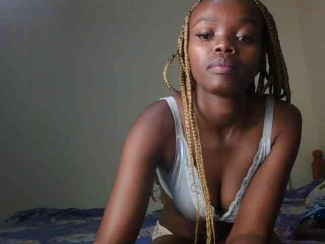 ScarletBluexo webcam