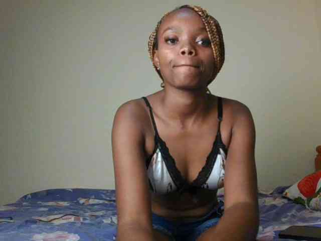 ScarletBluexo webcam