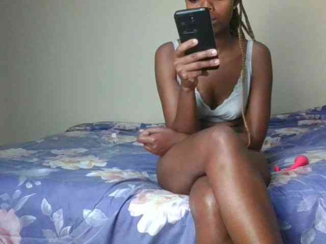 ScarletBluexo webcam
