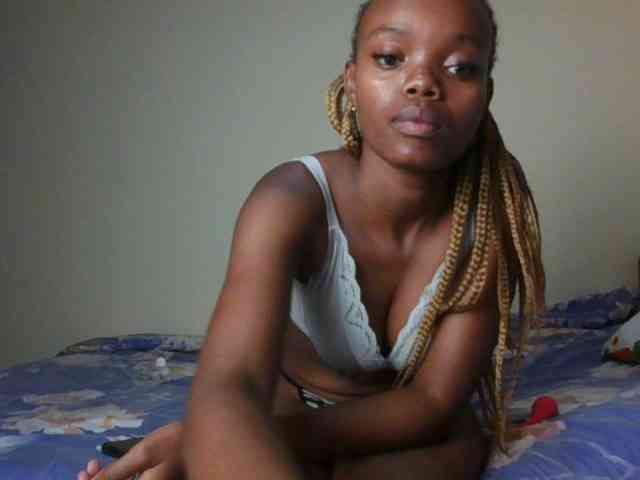 ScarletBluexo webcam