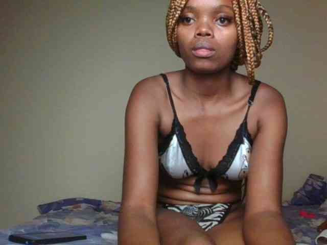 ScarletBluexo webcam